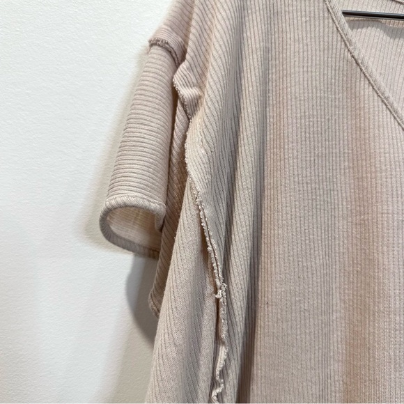 ๐๏ธ4 for 20$ / SfRD Ruffle Short Sleeve Tee / Beige / S - Picture 7 of 10